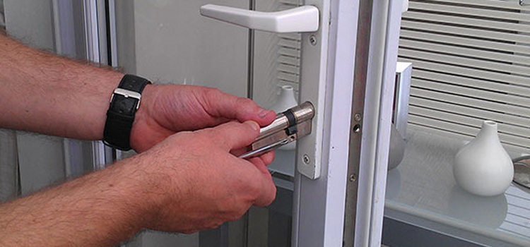 Commercial Door Lock Repair in Westlake Village